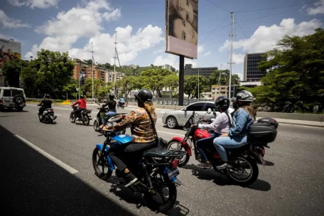 Así puedes hacer el trapaso de moto en el INTT