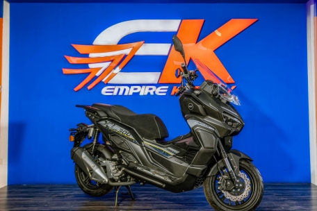 Motos Scooter Empire Keeway Outlook 300XL