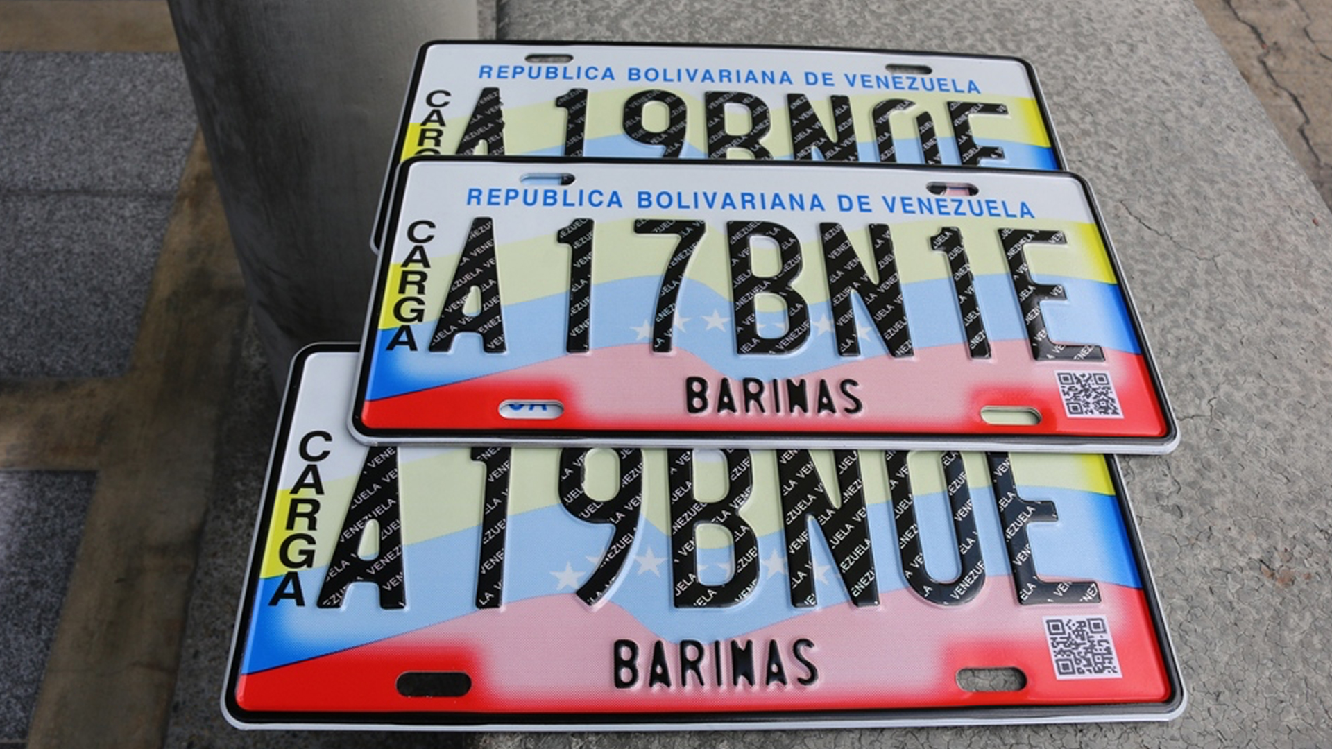 Cómo sacar las placas del carro en el INTT