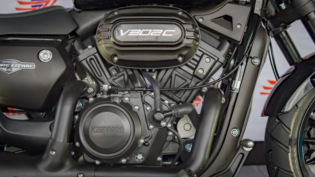 Llegó la nueva V302C de Empire Keeway