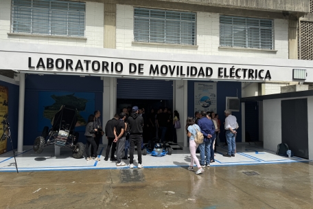 La UCAB abre el Laboratorio de Movilidad Eléctrica, en alianza con Hyundai y Chery