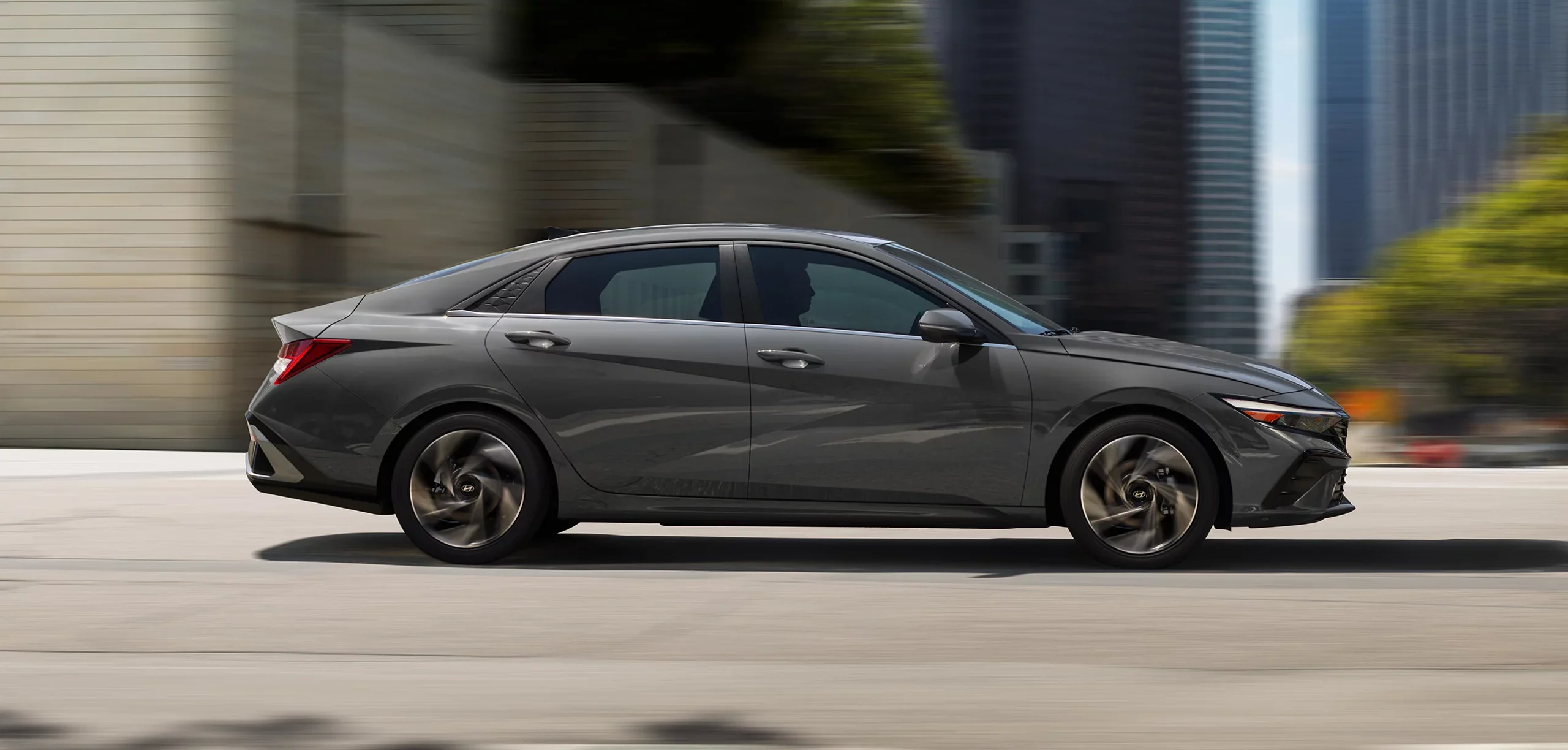 ¿Cuántos carros ha vendido Hyundai durante este 2025?