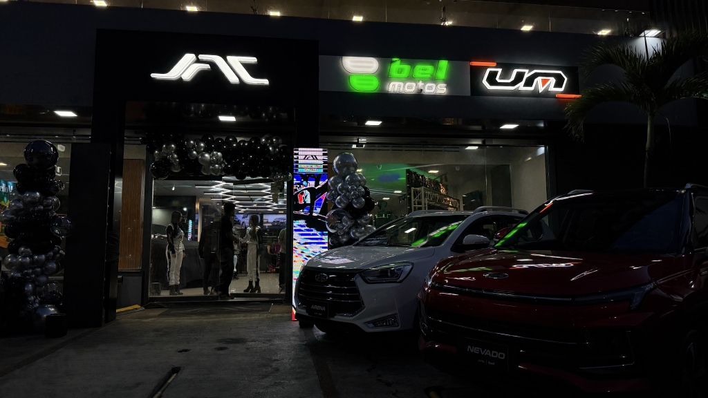 Cavenez busca la recuperación del sector automotriz en Venezuela