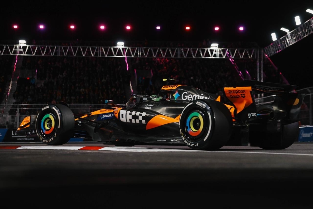 Ambos McLaren fueron descalificados por infringir el reglamento técnico de la FIA. Foto: F1