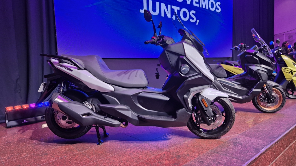 EK trae la nueva QJ Fort 4.0