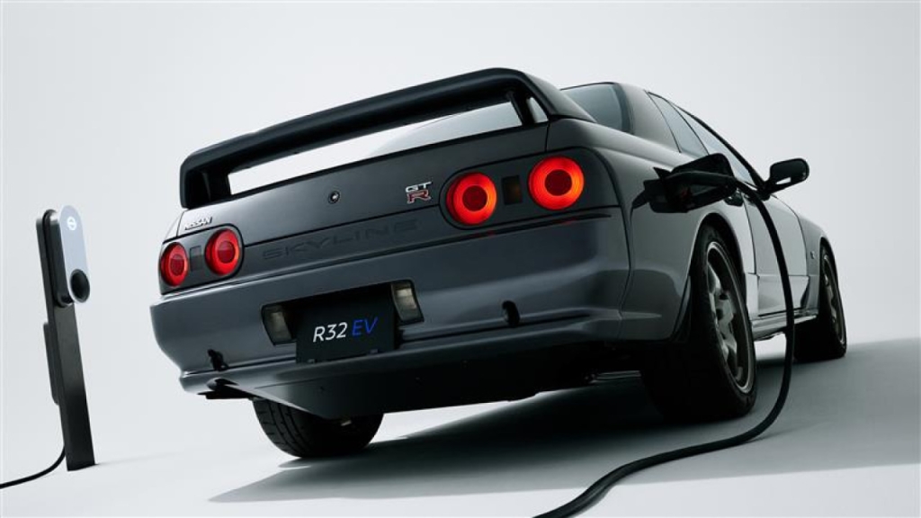 Los ingenieros de Nissan quieren replicar la experiencia del R32 original de una manera más sustentable. Foto: Nissan