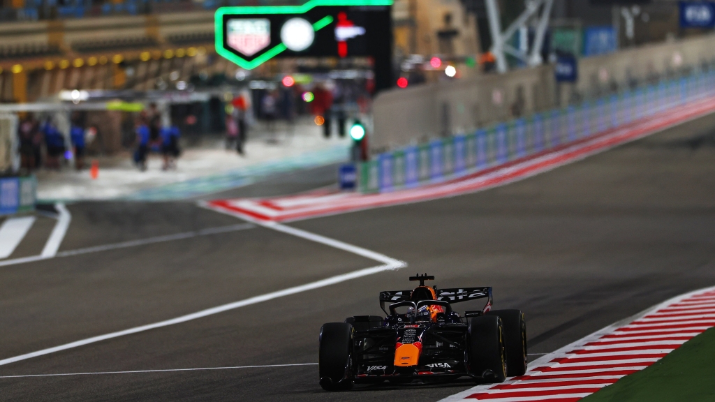 Verstappen dio 136 vueltas en este día 1. Foto: Red Bull