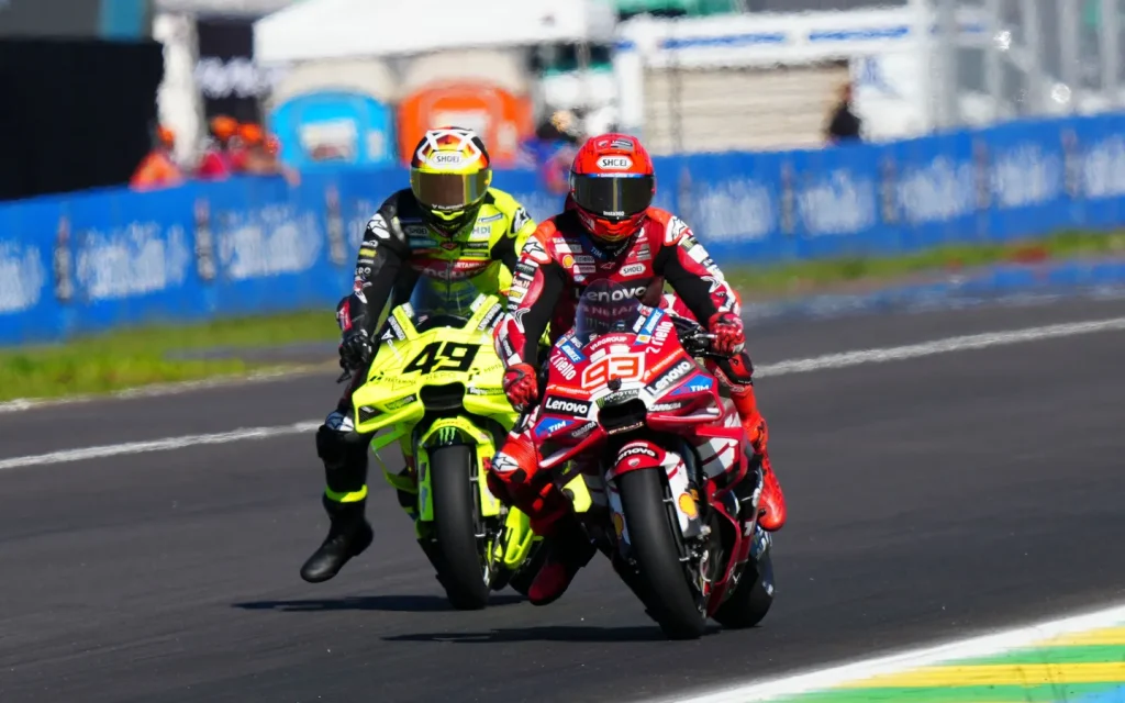 Márquez y Di Giannatonio eran los duros candidatos a cerrar el podio. Foto: MotoGP
