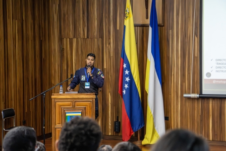 Más del 70% de los fallecidos en accidentes de tránsito fueron motorizados: así fue el simposio de la UCAB sobre la seguridad vial