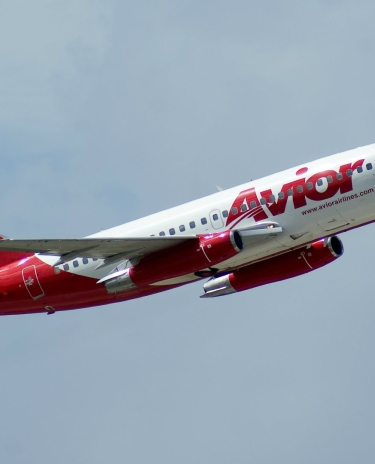 Avior abre frecuencias en el aeropuerto de Barcelona para mantener las conexiones