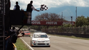 Ángelo Fontana se llevó la primera válida de la Civic Pro del Campeonato Venezolano de Automovilismo 2026