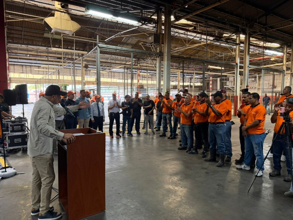 El Parque Industrial Caucho inicia la producción cauchos para motos