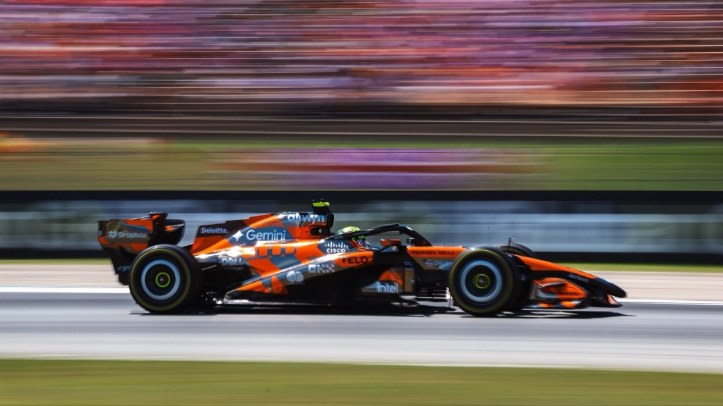Con los nuevos cambios, la F1 busca darle más protagonismo al motor de combustión, sin que la batería pierda valor. Foto: McLaren