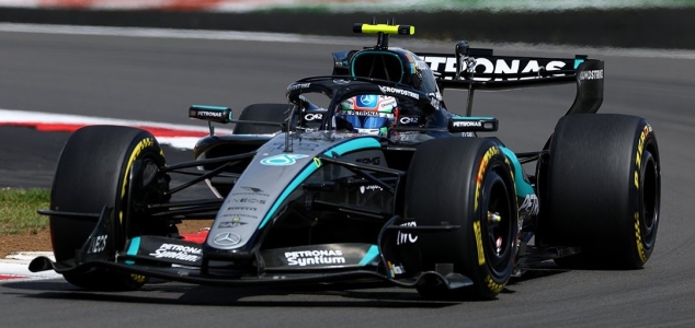 La F1 se acerca al ombligo del calendario, y lo que parecía un dominio absoluto de Kimi Antonelli, parece estarse diluyendo lentamente ante la respuesta de George Russell, Lewis Hamilton y Charles Leclerc. Ahora, los pilotos se trasladan a Spa Francorchamps para disputar la fecha 10 del calendario. Aquí te dejamos los horario y donde verlo