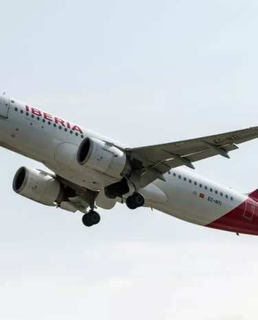 Iberia anuncia vuelos con Valencia a partir del 9 de julio
