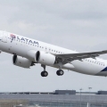Precio del pasaje entre Santiago y Caracas con Latam Airlines