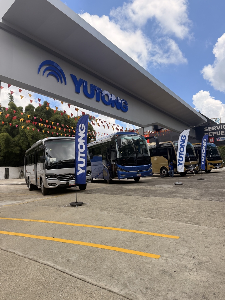 Yutong llega al sector privado con autobúses que van desde los $105.000